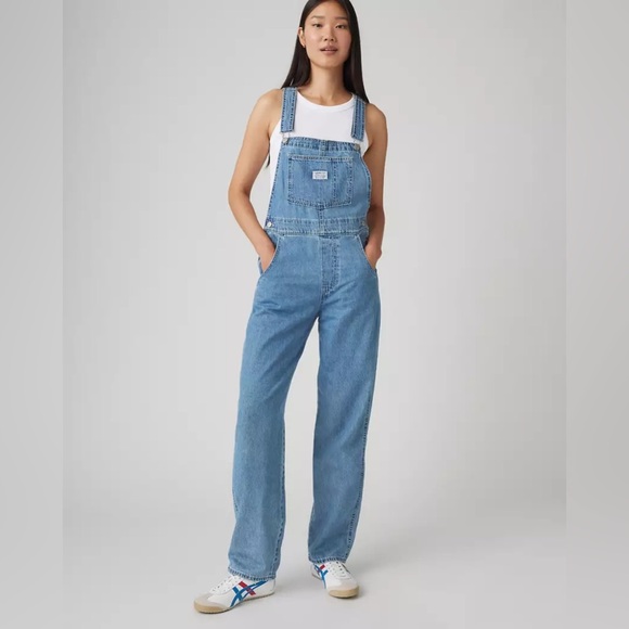Levi's Denim - NWT Levi’s Vintage Denim Women’s Overalls